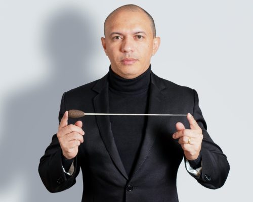 Festival Sesi Som celebra 25 anos do Teatro Sesi com Camerata e tributo ao samba