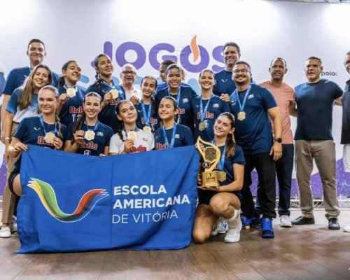 Escola de Vitória conquista título estadual no vôlei e avança para os Jogos Brasileiros