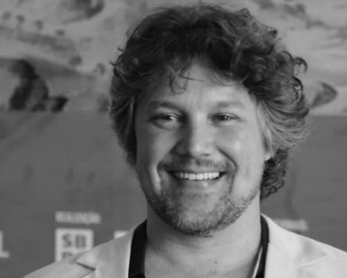 Gabriel Luchini – “A física quântica e o direito de participar do futuro”