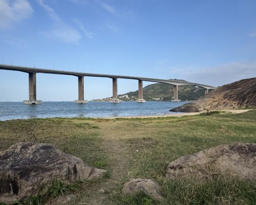 Semana começa com sol, temperaturas amenas e chance de chuvas isoladas na Grande Vitória