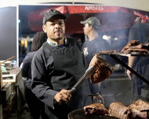 Festival de churrasco reúne 3 toneladas de carne para o Dia dos Pais em Vitória