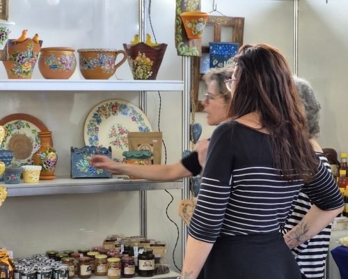 Feira de Cerâmica e Decoração reúne mais de 100 expositores em Jardim Camburi