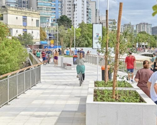 Canal de Camburi ganha nova área de lazer e reforça vocação turística de Vitória