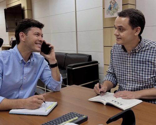 Arnaldinho e Pazolini fazem nova publicação em conjunto e reforçam aliança eleitoral