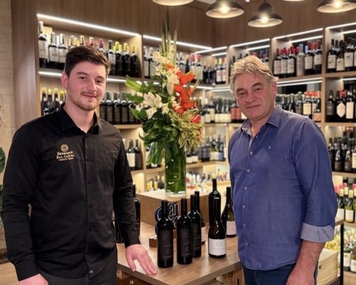 Gran Cave recebe jantar harmonizado com vinhos de produção limitada da Serra Gaúcha