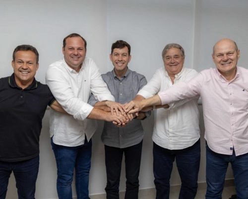 Arnaldinho anuncia chapa para Câmara Federal com Victor Linhalis, Neucimar e Luiz Paulo