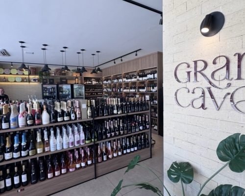 Gran Cave passa a oferecer almoço de sexta a domingo sob comando do chef Harum Katharian