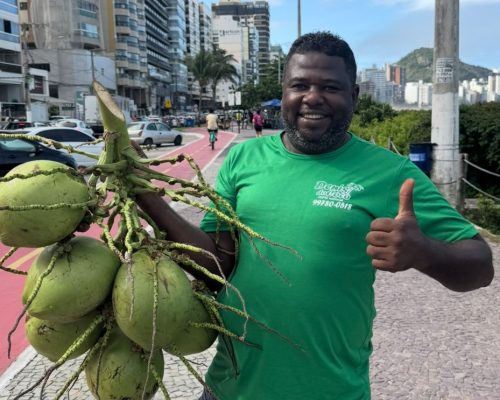O empreendedor que movimenta 700 mil cocos por ano na Grande Vitória