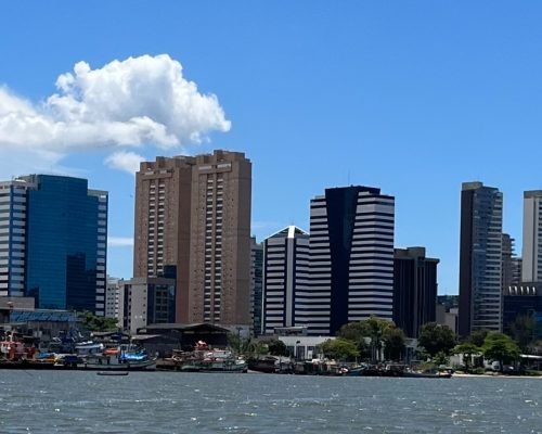 Semana começa ensolarada na Grande Vitória, sem previsão de chuva até sexta