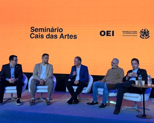 Exposição com trabalho de Sebastião Salgado abrirá programação do Cais das Artes