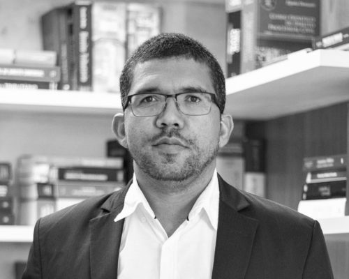 Amarildo Santos – “Dia do Professor: uma homenagem àqueles que constroem o futuro”