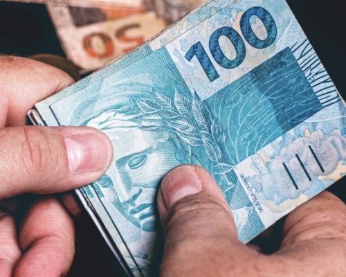 Governo do ES anuncia reajuste linear de 4% para servidores a partir de julho