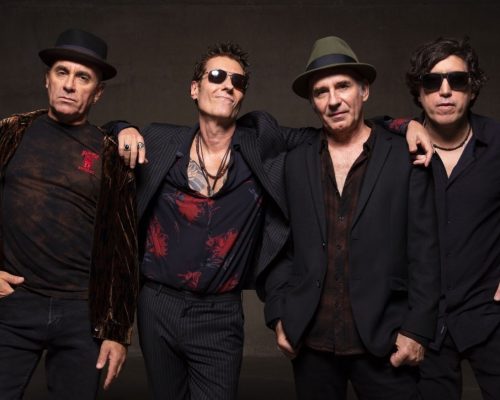 Capital Inicial celebra 25 anos do lendário Acústico MTV em show histórico em Vitória