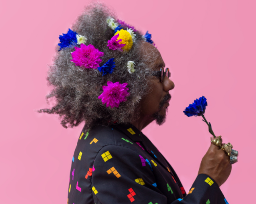 Casa do Governador celebra 3 anos com show gratuito de Chico César neste domingo (25)