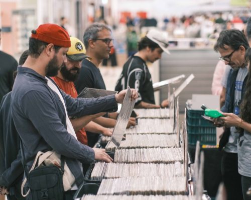 Feira Capixaba do Vinil chega à quarta edição neste sábado no Masterplace Mall