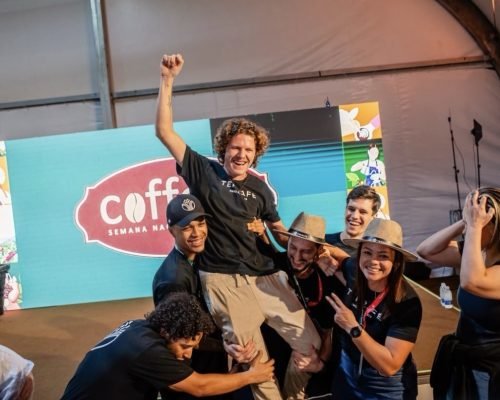 Baristas capixabas conquistam dois títulos em competições nacionais de café