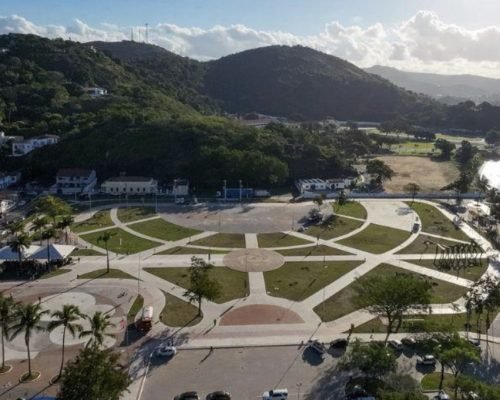 Parque da Prainha começa a receber reforma no piso e será reaberto no fim do ano