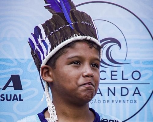 De aldeia indígena de Aracruz, menino de 12 anos vence etapa do Brasileiro de Bodyboarding