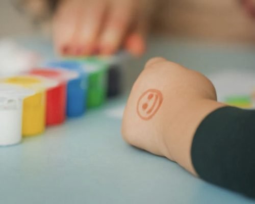 Livro de autor francês defende o papel da psicanálise no tratamento do autismo