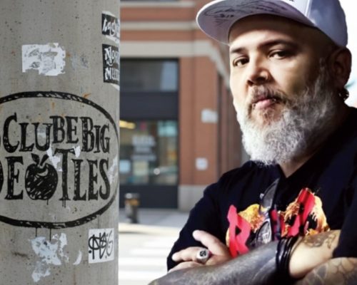 João Gordo encerra temporada do Projeto Sócio de Carteirinha no Teatro da Ufes