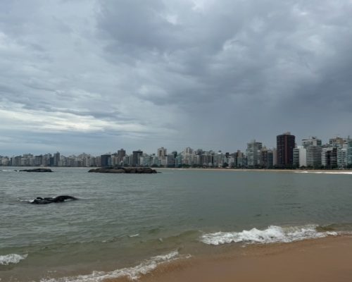 Semana na Grande Vitória: céu carregado nos primeiros dias e sol firme a partir de quarta