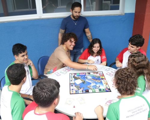 ES tem 2 professores da rede pública entre os 20 melhores do país em Matemática