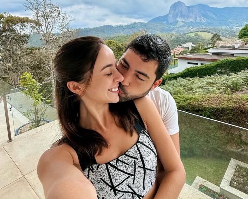 Novo casal na política: vereadores de Vitória e Guarapari oficializam namoro e movimentam as redes
