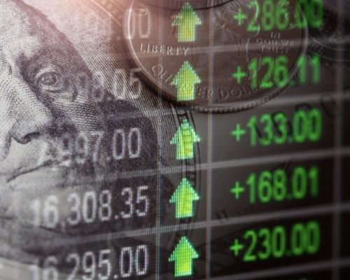 Com juros em queda, empresas precisam reforçar proteção contra oscilações do dólar