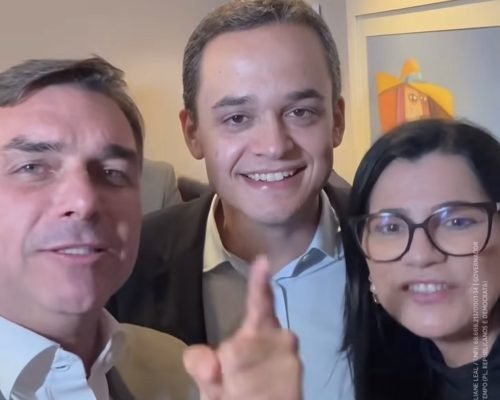 Em vídeo com Flávio Bolsonaro, Pazolini reforça apoio mútuo para o segundo turno