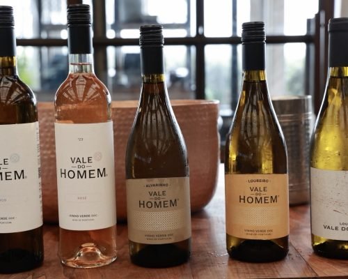 Degustação gratuita reúne quase 100 rótulos de Vinhos Verdes em Vitória