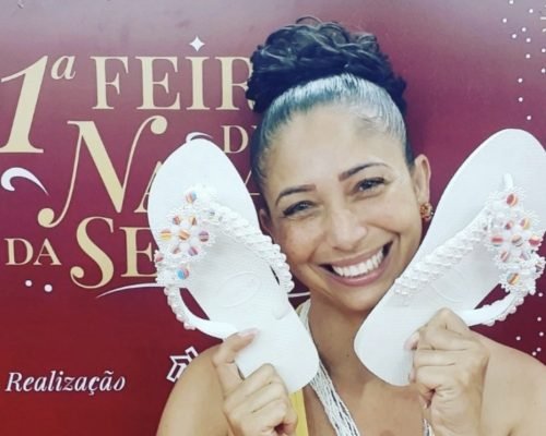 Empreendedora capixaba transforma chinelos em negócio e recomeça após sobreviver à violência