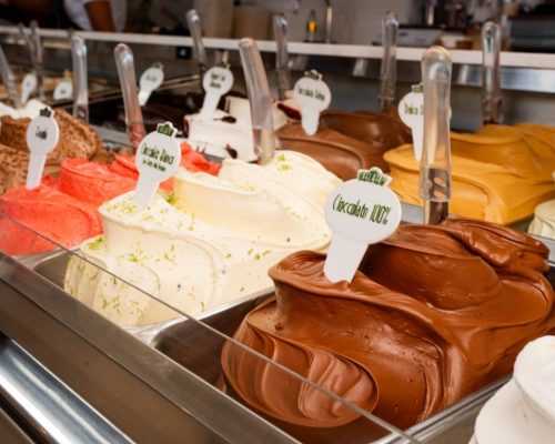 Black Friday com diversas opções no ES: gastronomia, beleza, educação, moda e utilidades